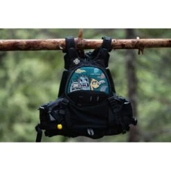 New Astral Green Jacket LE "Wild Things" Nouria Newman 7 New Astral Green Jacket LE "Wild Things" Nouria Newman -Alpin Action new astral green jacket le wild things nouria newman 2